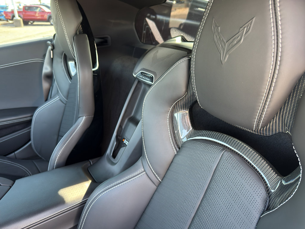 Used 2024 Chevrolet Corvette Stingray Preferred Cpe w/ 2LT image 15