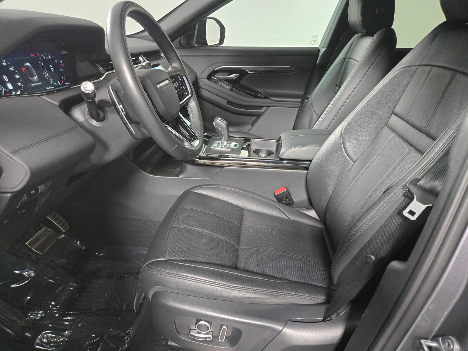 Used 2021 Land Rover Range Rover Evoque R-Dynamic SE AWD/4WD image 12