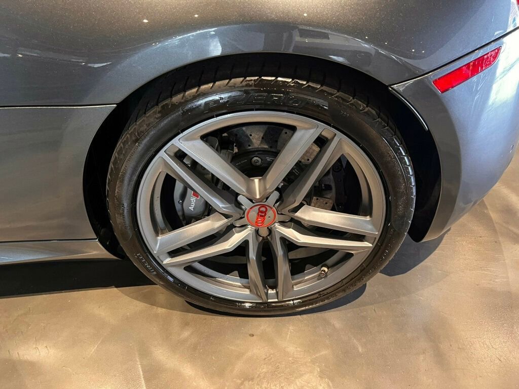 Used 2015 Audi R8 V10 image 15