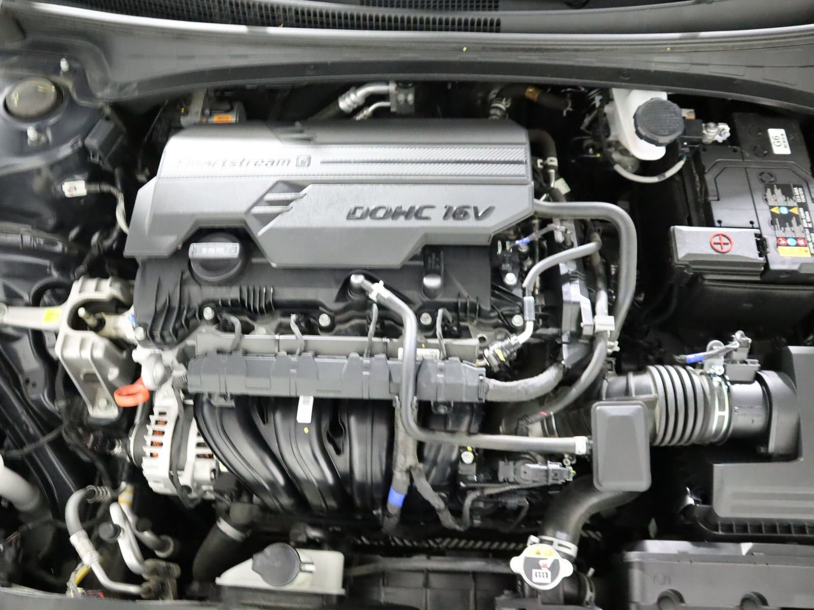 Used 2024 Hyundai Elantra Limited image 24