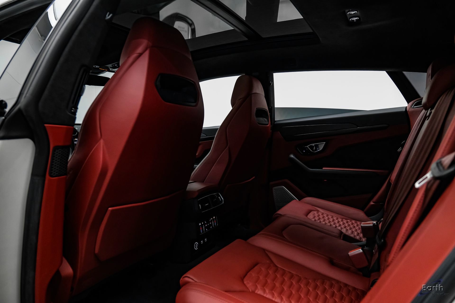 Used 2022 Lamborghini Urus AWD/4WD image 90