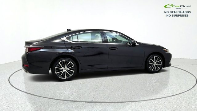 Used 2025 Lexus ES 350 w/ Premium Package FWD image 9