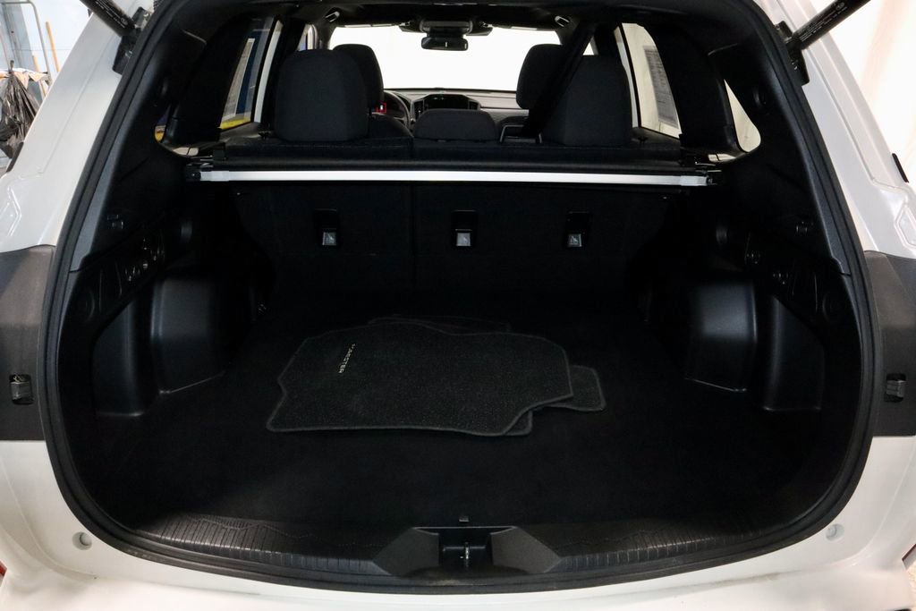 Used 2025 Subaru Forester Premium image 14