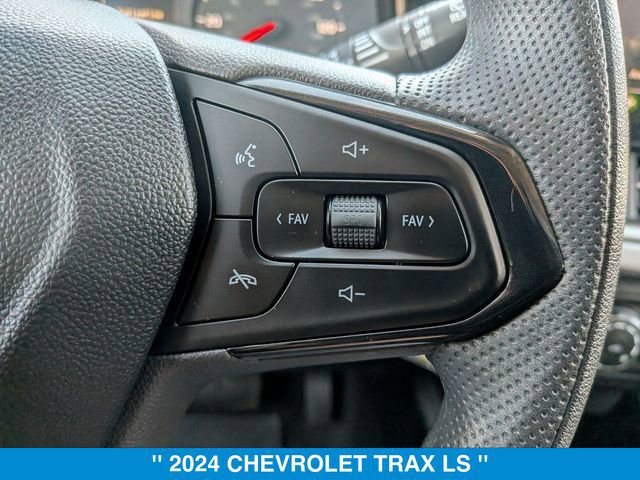 Certified 2024 Chevrolet Trax LS w/ LS Convenience Package image 20