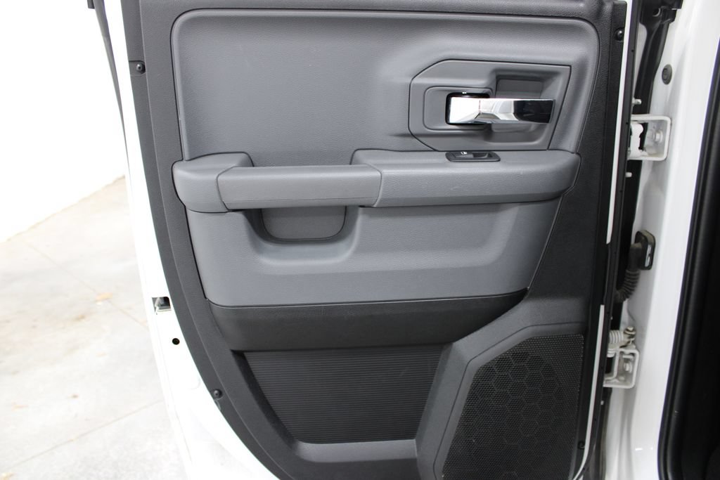 Used 2024 RAM 1500 Classic SLT AWD/4WD image 20