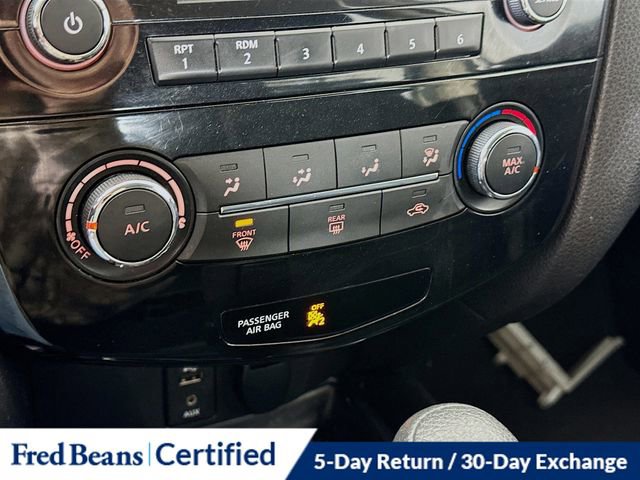 Used 2016 Nissan Rogue S w/ Appearance Package image 17