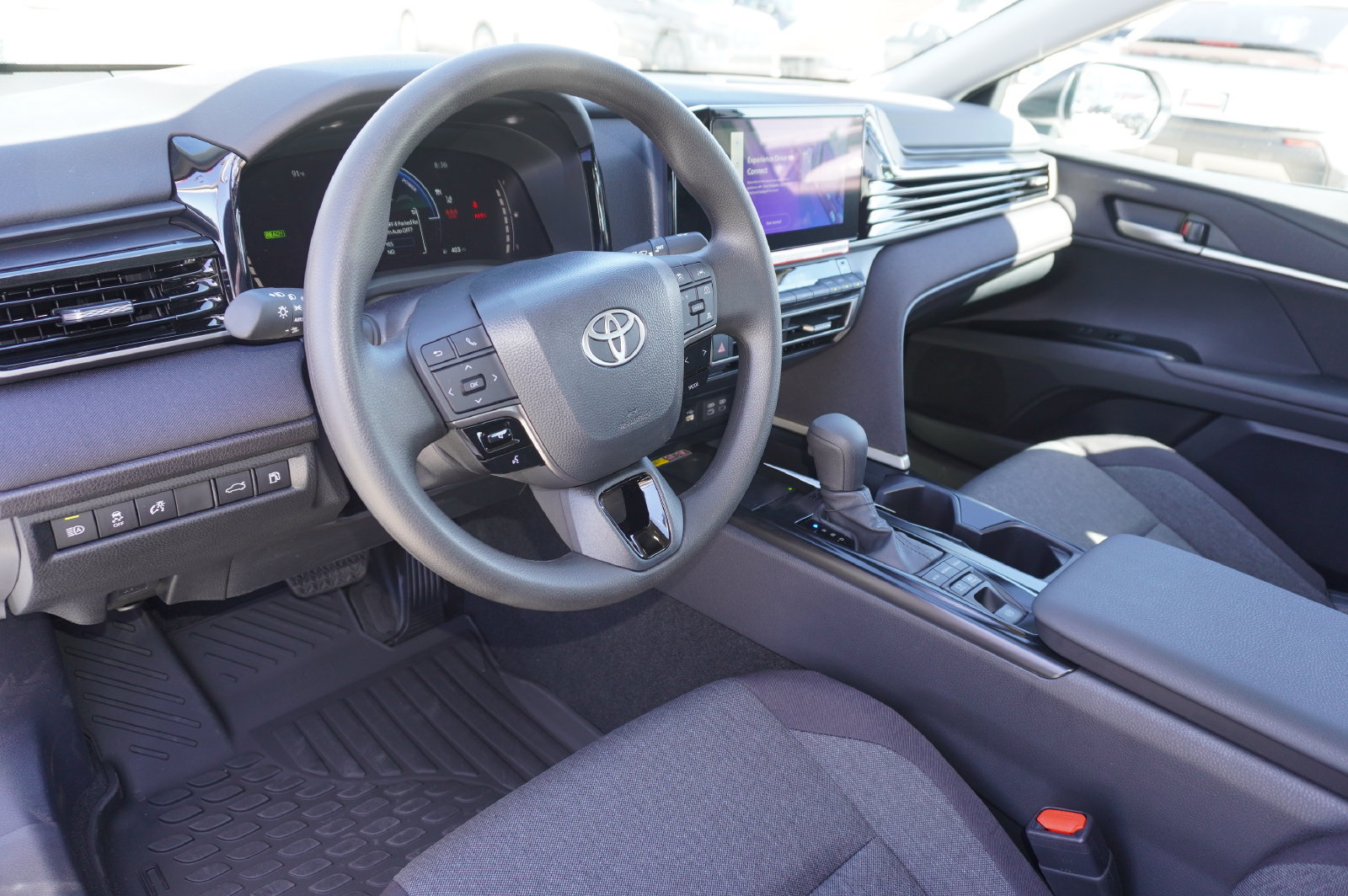 Used 2026 Toyota Camry LE FWD image 11