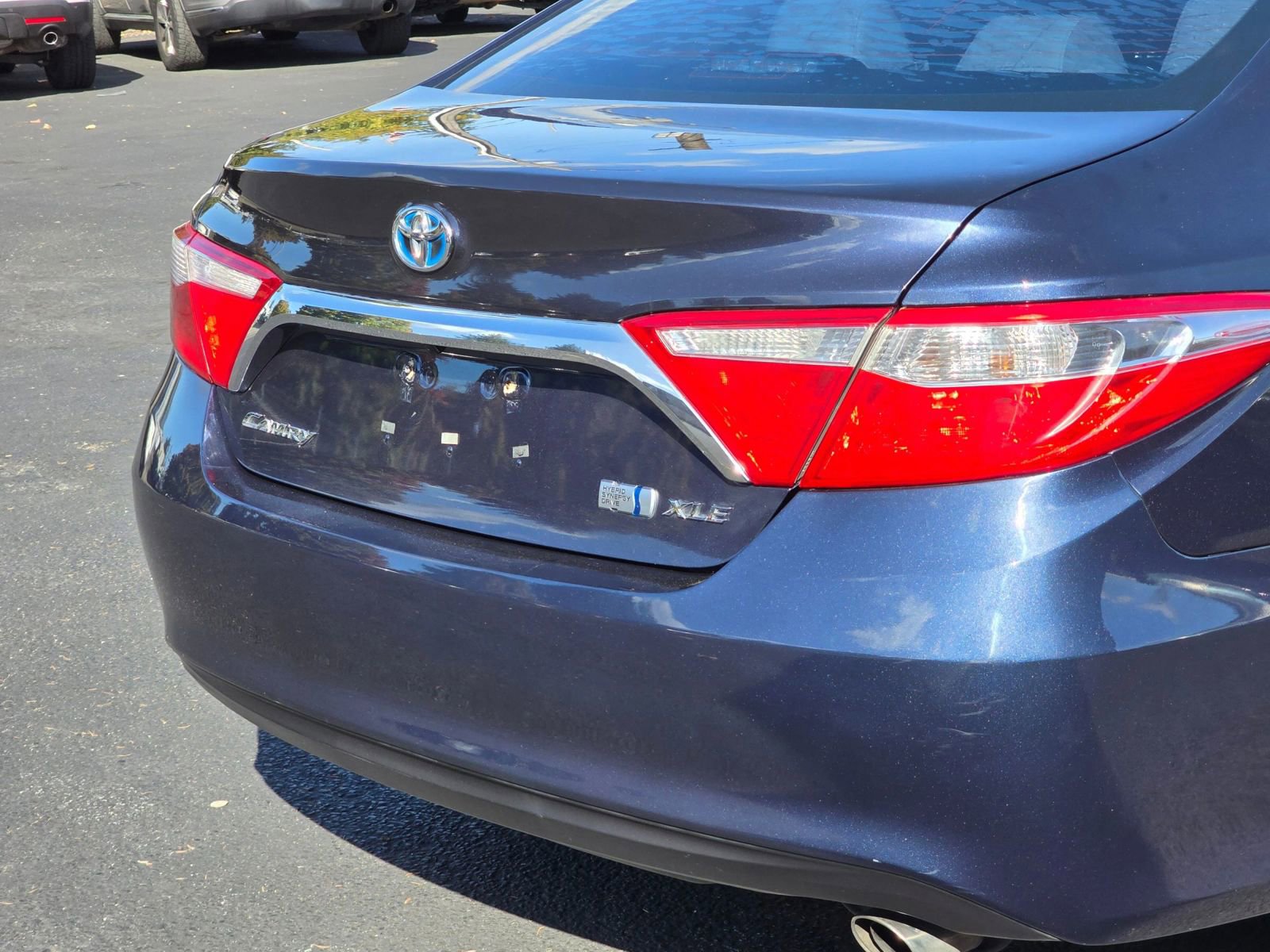 Used 2016 Toyota Camry XLE FWD image 12
