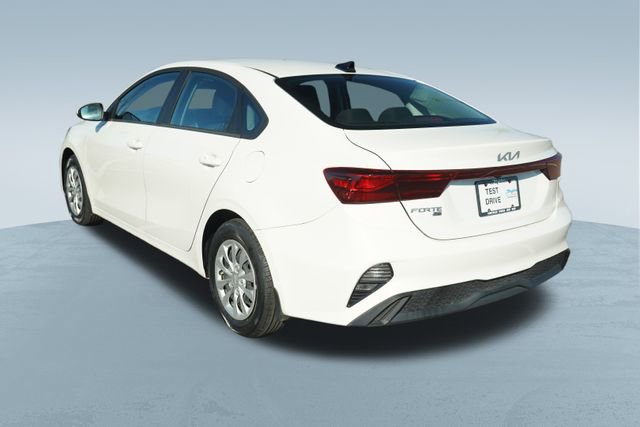 Used 2024 Kia Forte LX image 6