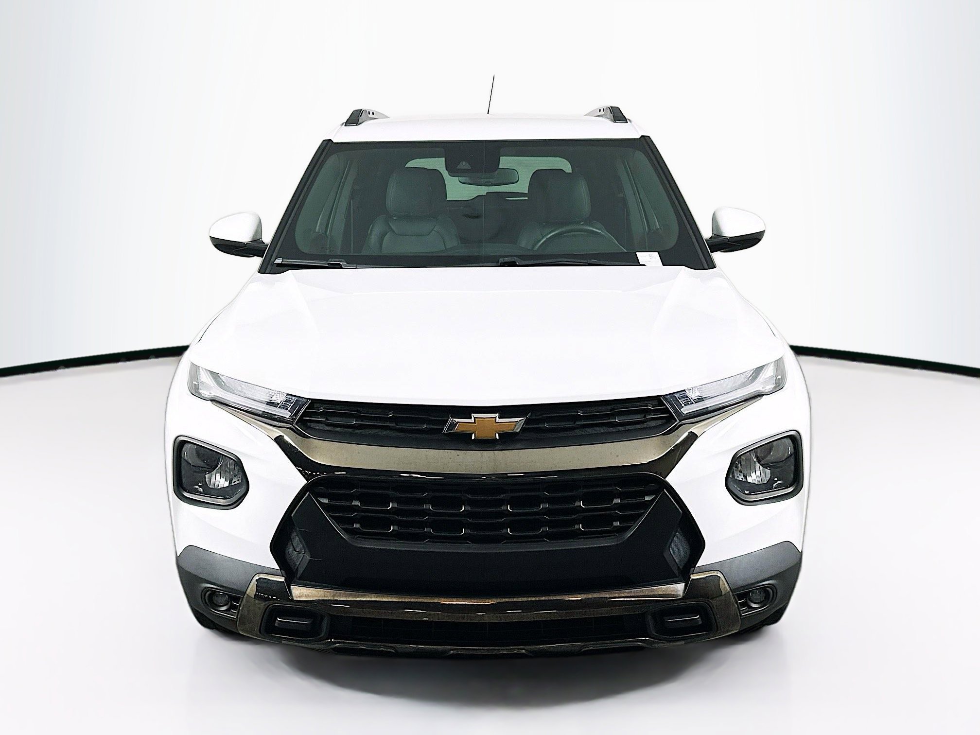 Used 2023 Chevrolet TrailBlazer ACTIV image 2