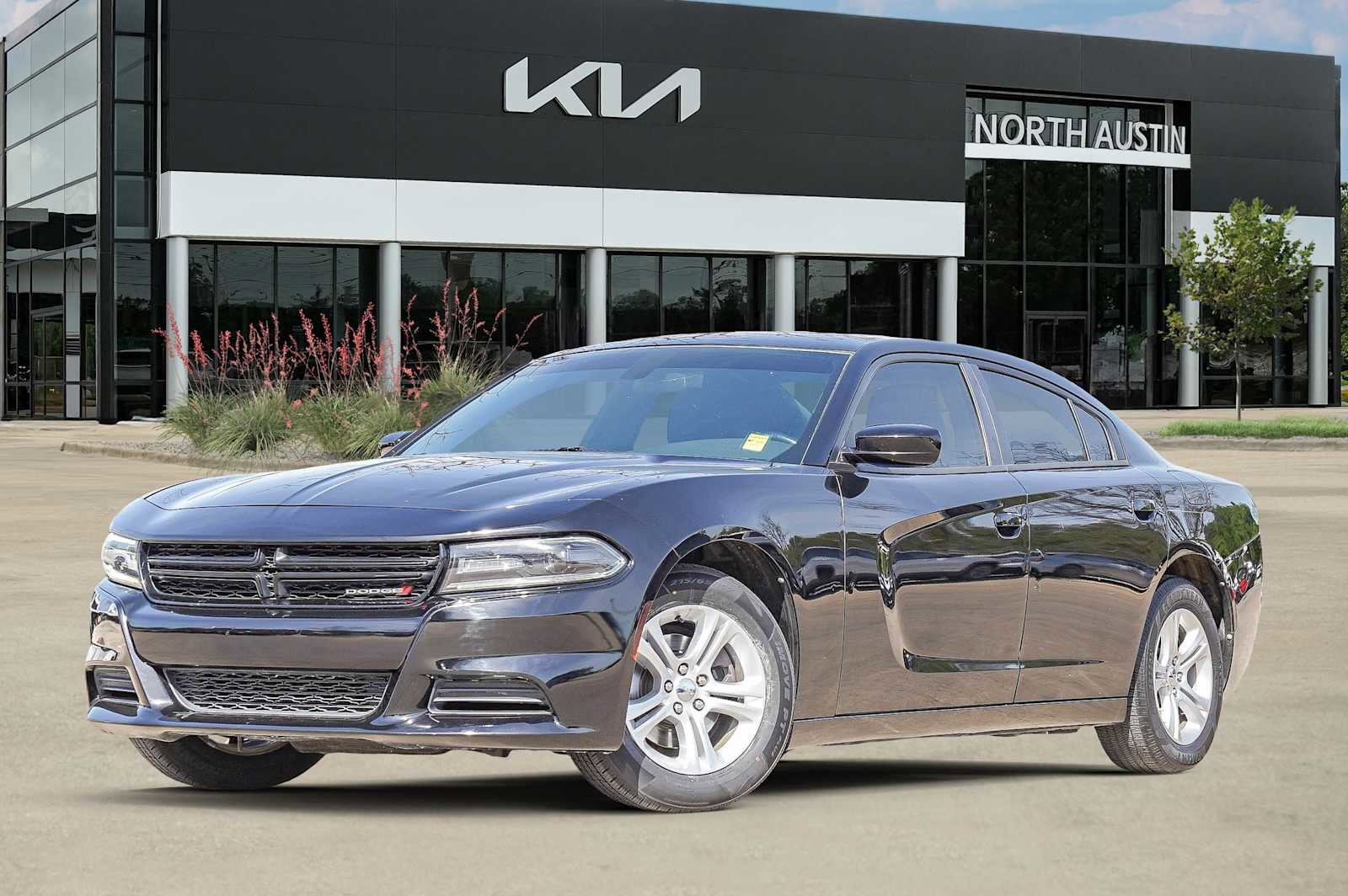 Used 2019 Dodge Charger SXT