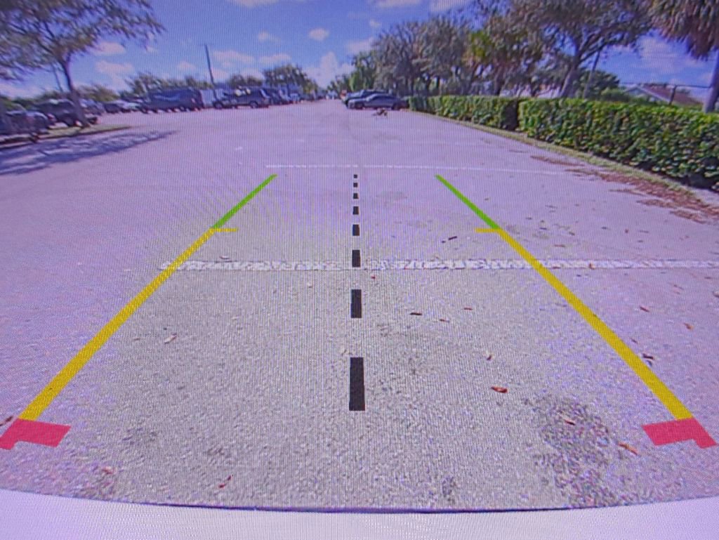 New 2025 Jeep Grand Cherokee L Laredo image 21