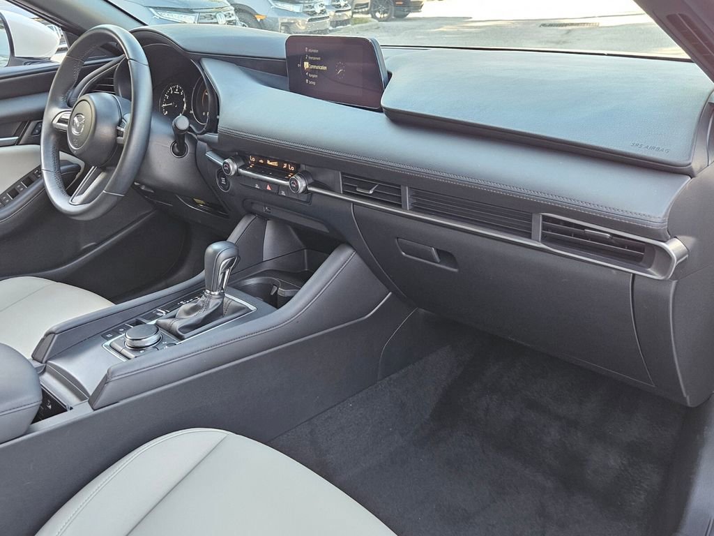 Used 2020 MAZDA MAZDA3 Hatchback image 20