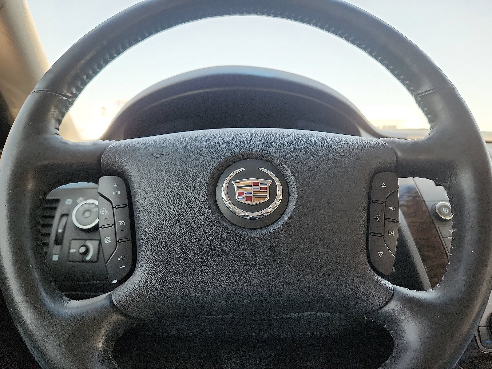 Used 2008 Cadillac DTS FWD image 19