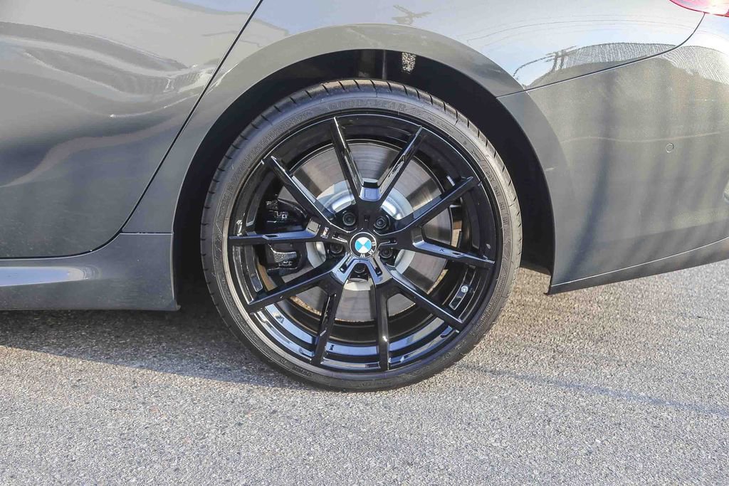 Used 2026 BMW M850i xDrive w/ M Carbon Exterior Package AWD/4WD image 8