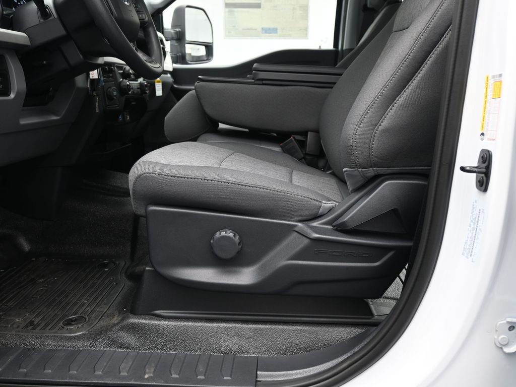 New 2026 Ford F350 XL w/ XL Driver Assist Package image 10