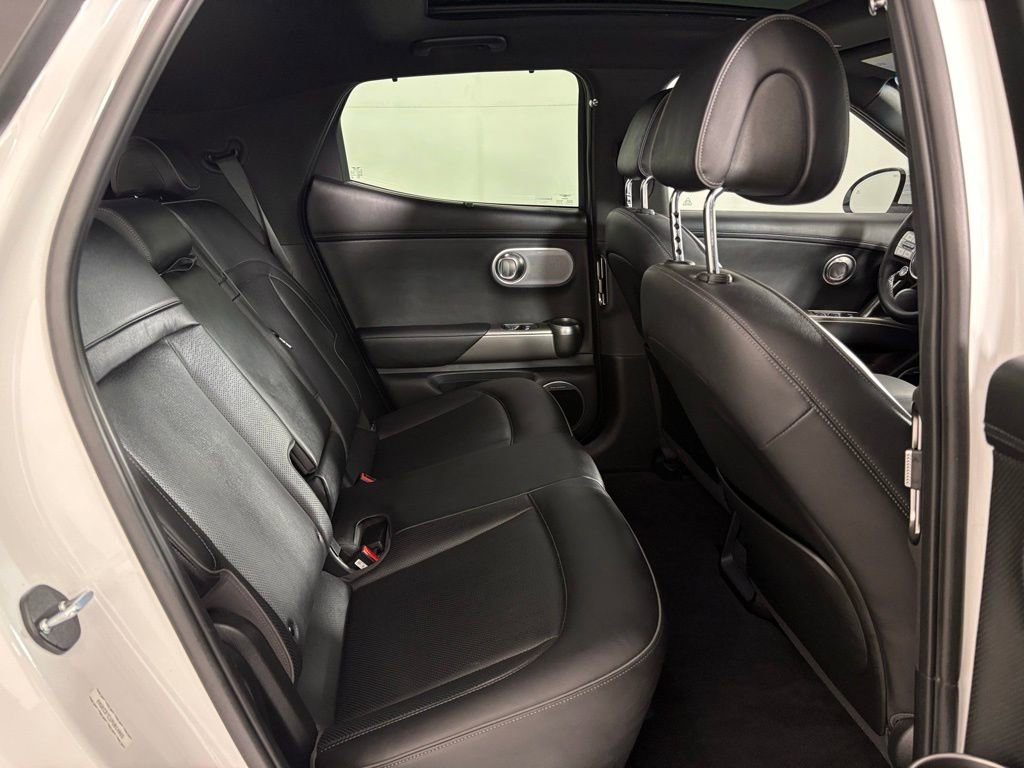Used 2023 Genesis GV60 Advanced image 46