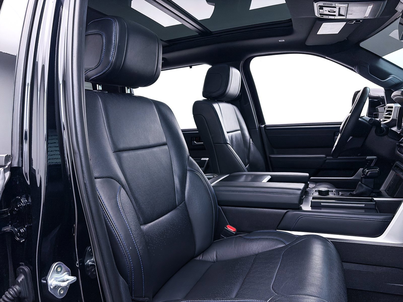 Used 2024 Toyota Tundra Platinum w/ TRD Off-Road Package image 39