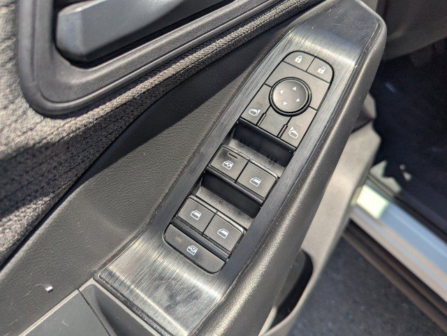 Used 2023 Nissan Rogue S AWD/4WD image 11