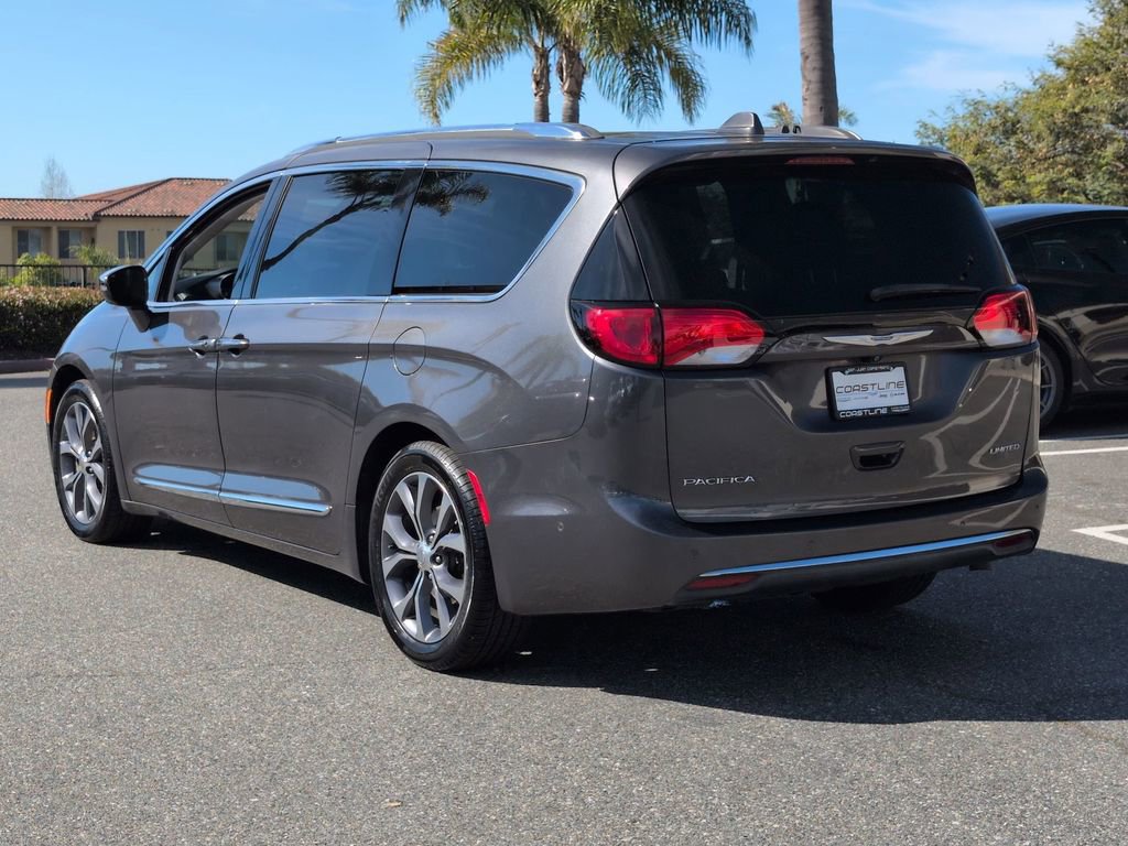 Certified 2018 Chrysler Pacifica Limited w/ Tire & Wheel Group image 7
