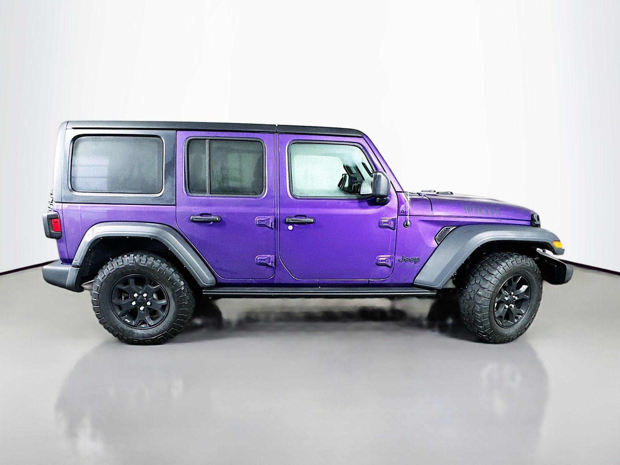 Used 2023 Jeep Wrangler Willys image 8