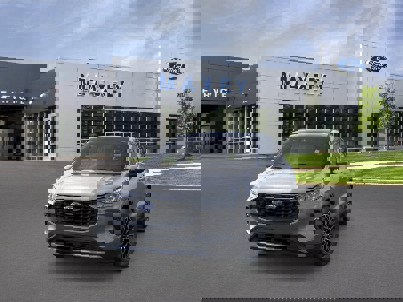 New 2026 Ford Escape SE image 2