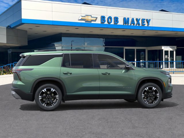 New 2027 Chevrolet Traverse LT w/ Driver Confidence Package FWD image 5