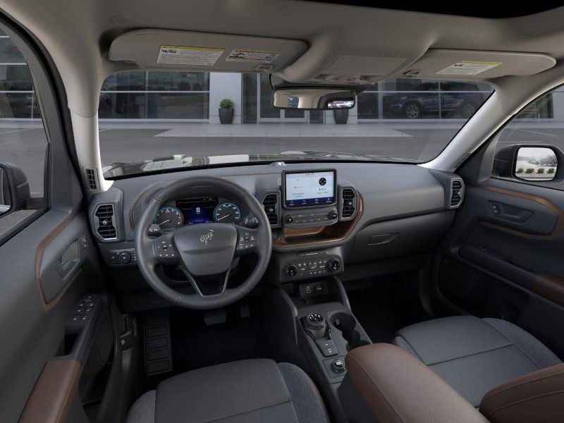 Used 2024 Ford Bronco Sport Outer Banks w/ Tech Package image 9