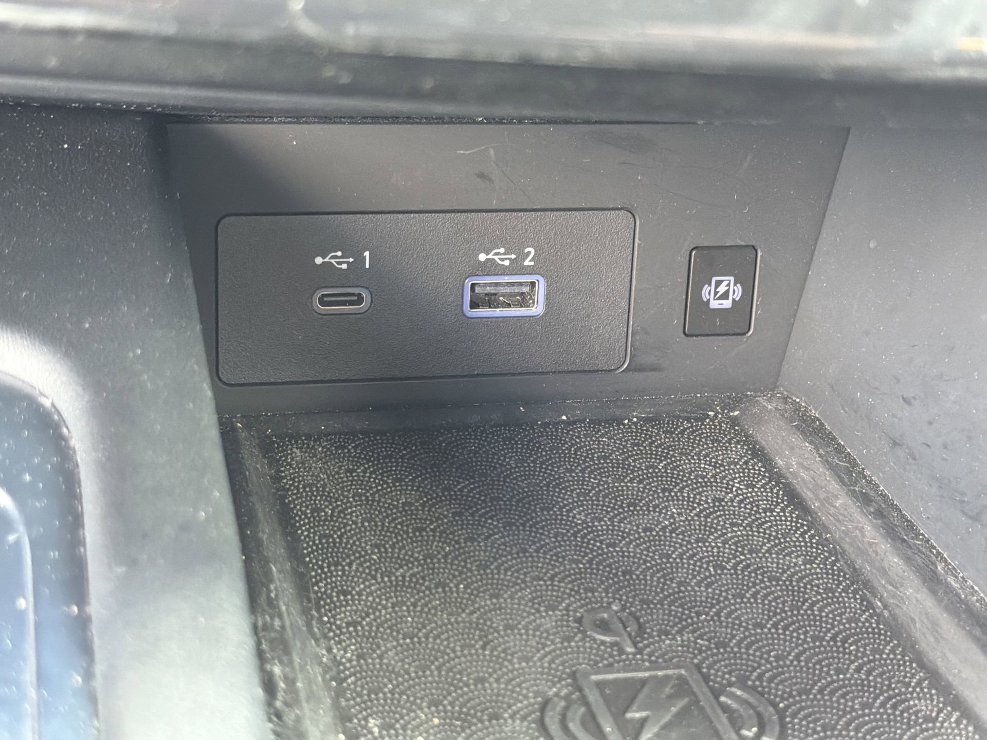 Used 2023 INFINITI QX60 Luxe w/ Performance Audio Package image 9