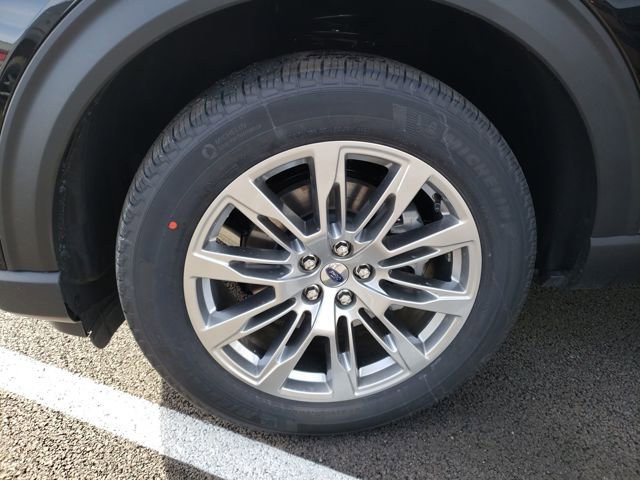 New 2026 Ford Explorer Active w/ Active Comfort Package image 31