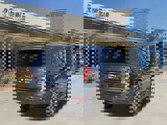 Used 2021 Chevrolet Tahoe Z71 w/ Z71 Signature Package image 5