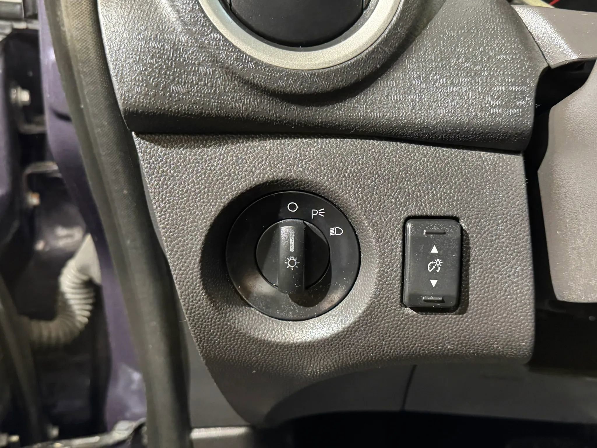 Used 2012 Ford Fiesta SES image 15