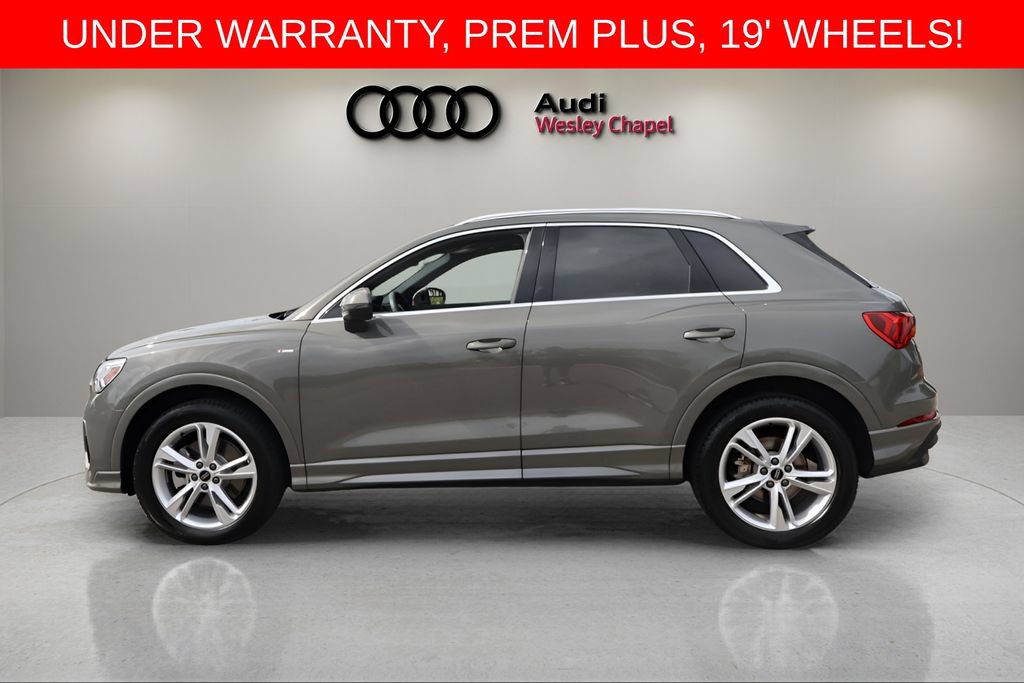 Used 2023 Audi Q3 2.0T Premium Plus w/ Premium Plus Package AWD/4WD image 2