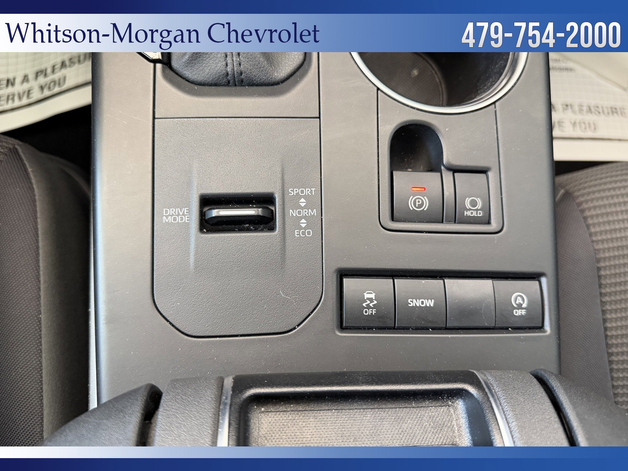 Used 2021 Toyota Highlander L image 28