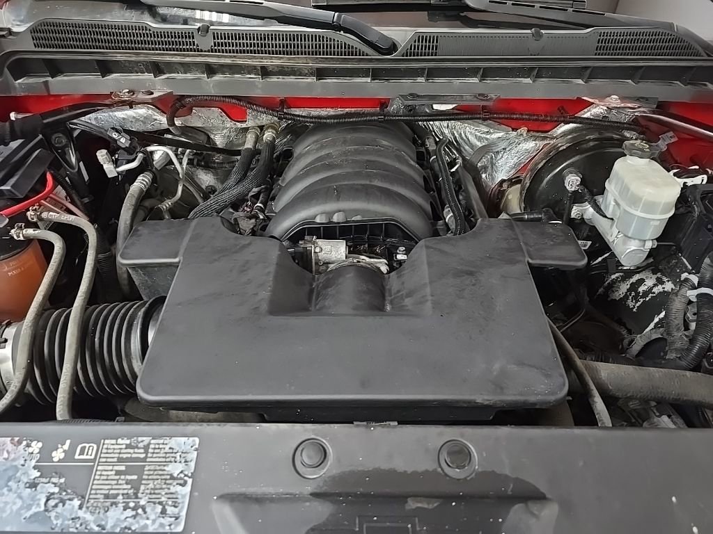 Used 2018 Chevrolet Silverado 1500 LT w/ All Star Edition image 12