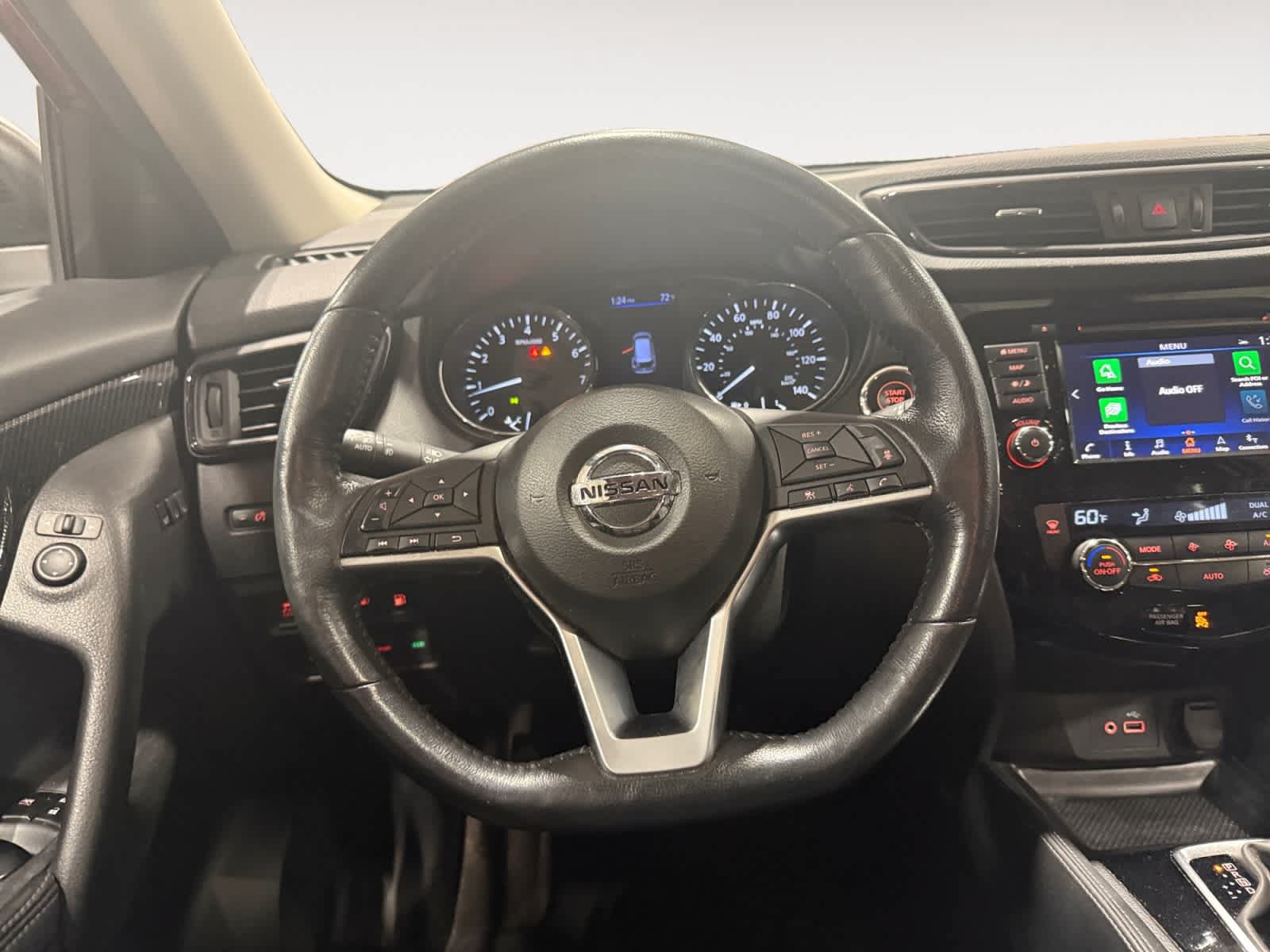Used 2018 Nissan Rogue SL FWD image 13
