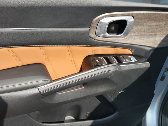 Certified 2021 Kia Sorento SX Prestige AWD/4WD image 11