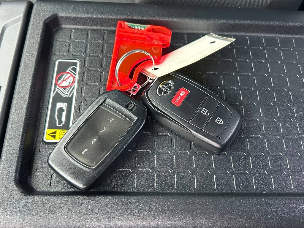 Used 2026 Toyota RAV4 LE FWD image 40
