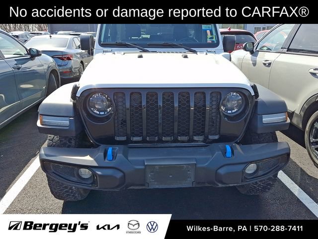 Used 2023 Jeep Wrangler Unlimited w/ Cold Weather Group image 2