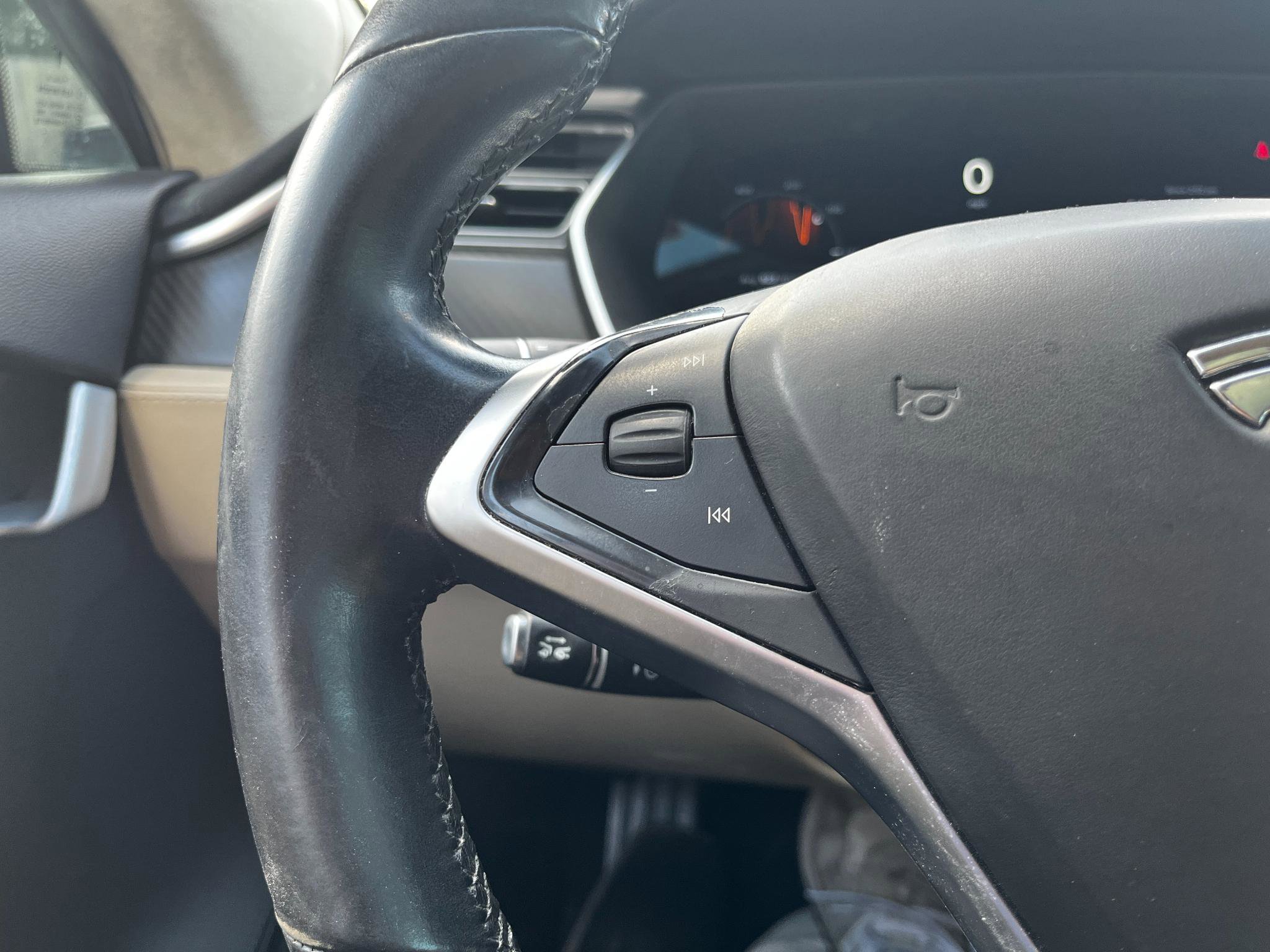 Used 2015 Tesla Model S P85D image 23