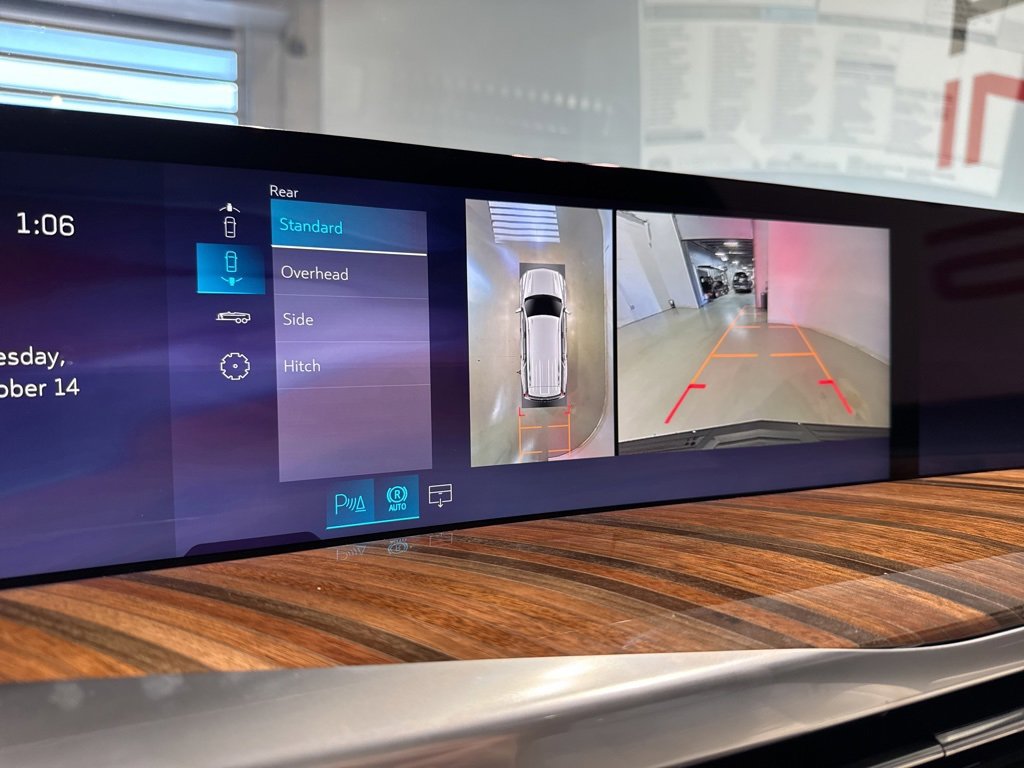 Used 2026 Cadillac Escalade Platinum Sport w/ LPO, ONYX Package image 23