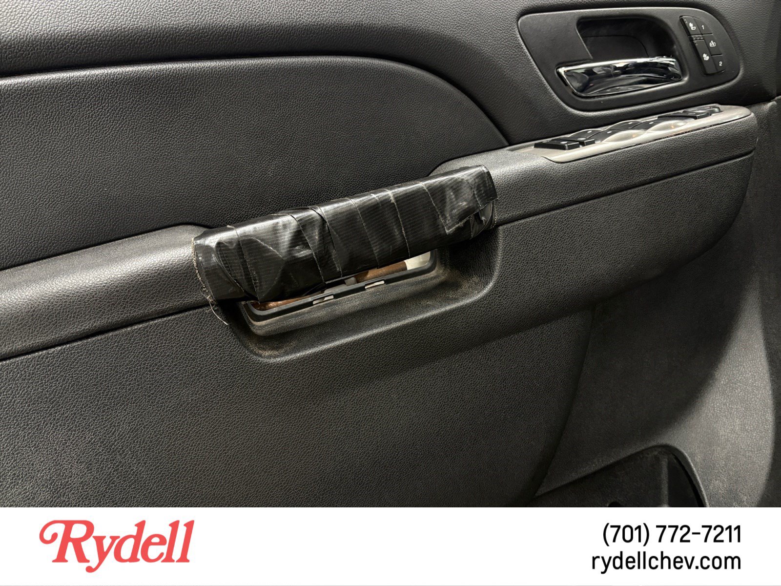 Used 2012 Chevrolet Silverado 2500 LTZ w/ LTZ Plus Package AWD/4WD image 11