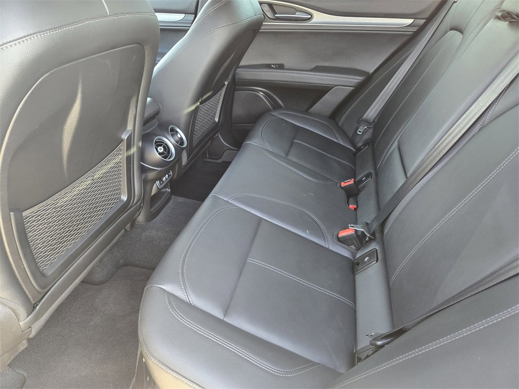 Used 2024 Alfa Romeo Stelvio Ti image 29