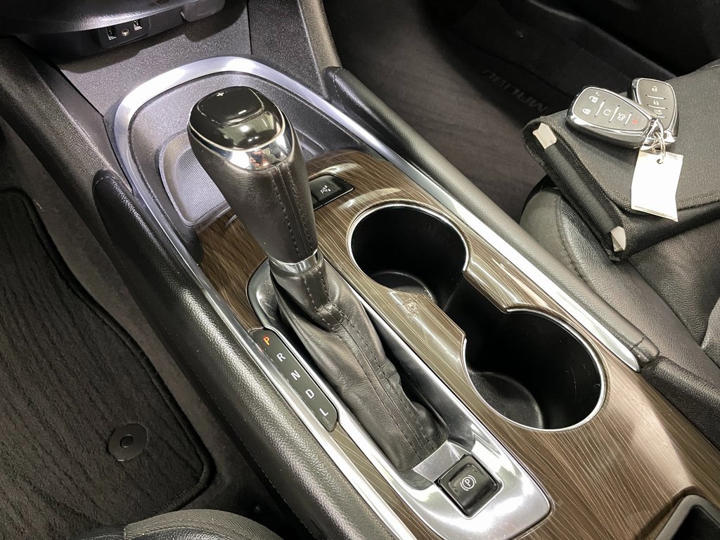 Certified 2018 Chevrolet Malibu Premier w/ Premier Sun and Wheel Package image 33