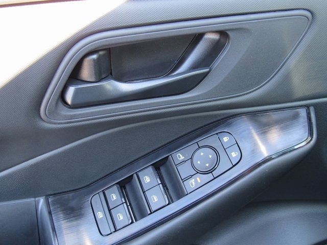 New 2026 Nissan Rogue S image 12