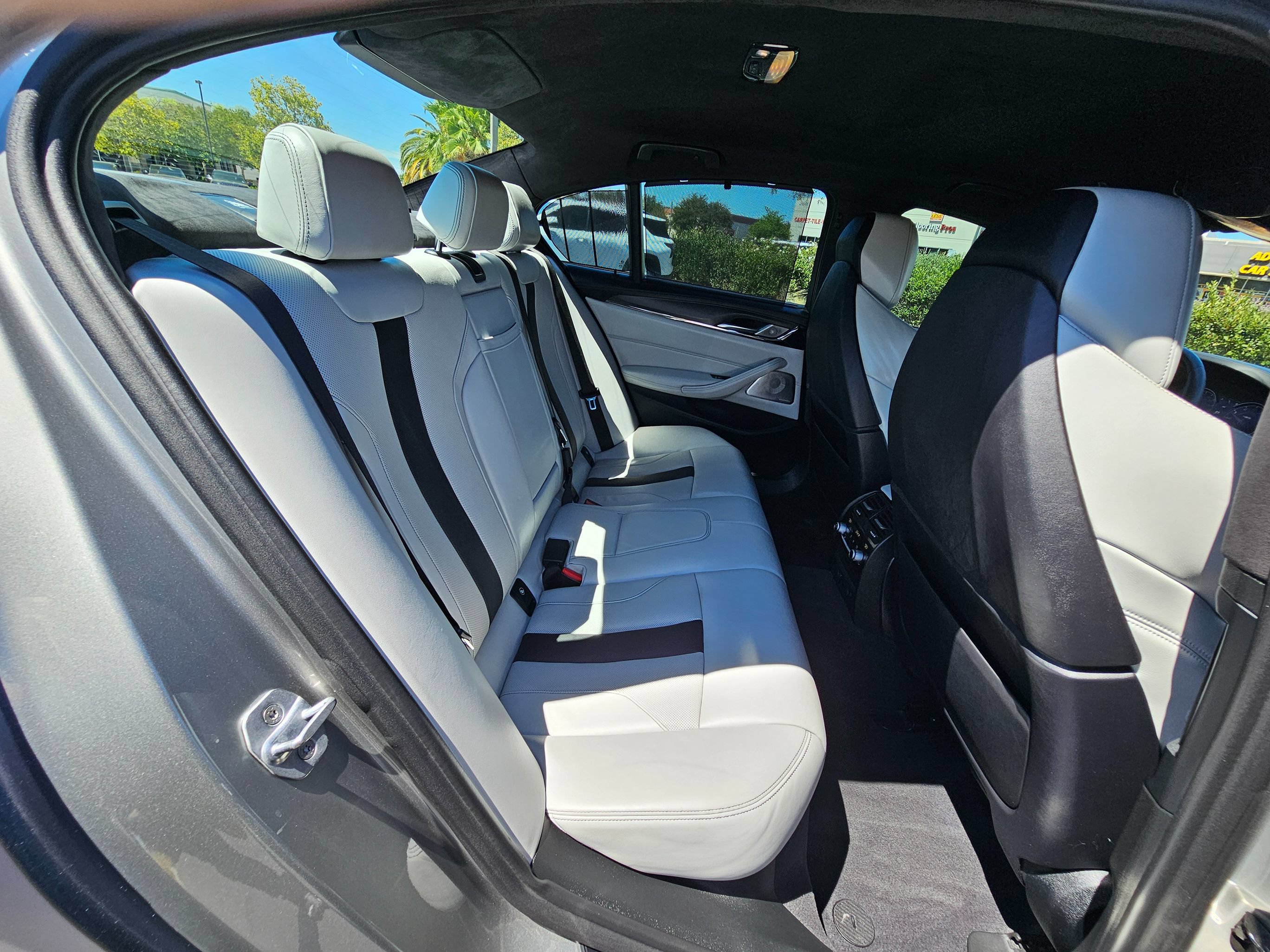 Used 2018 BMW M5 w/ Executive Package AWD/4WD image 47