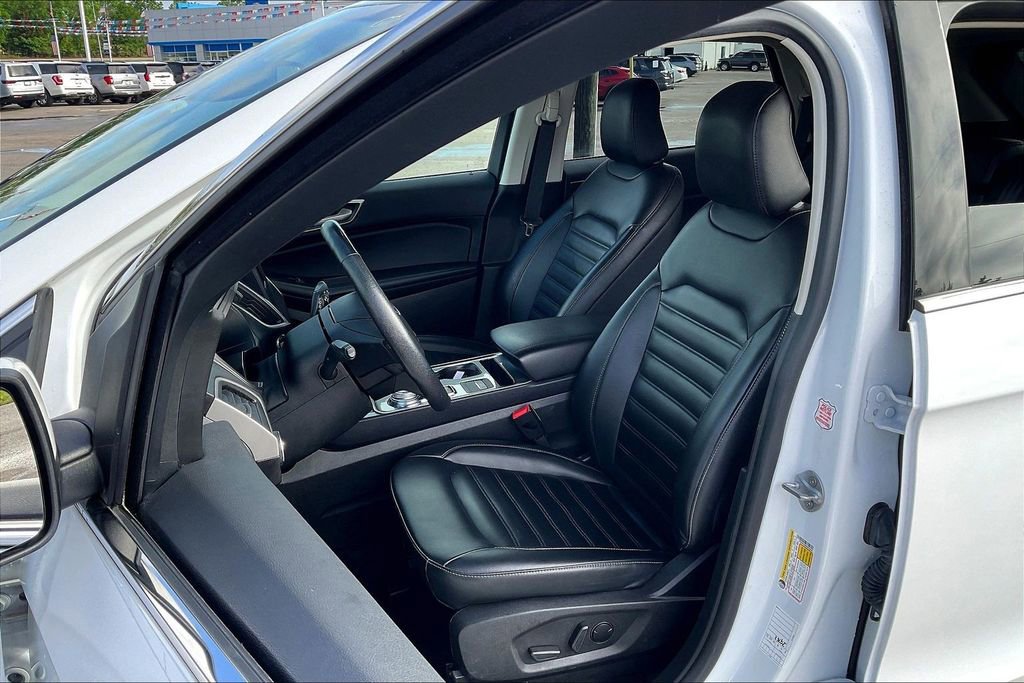 Used 2023 Ford Edge SEL AWD/4WD image 27