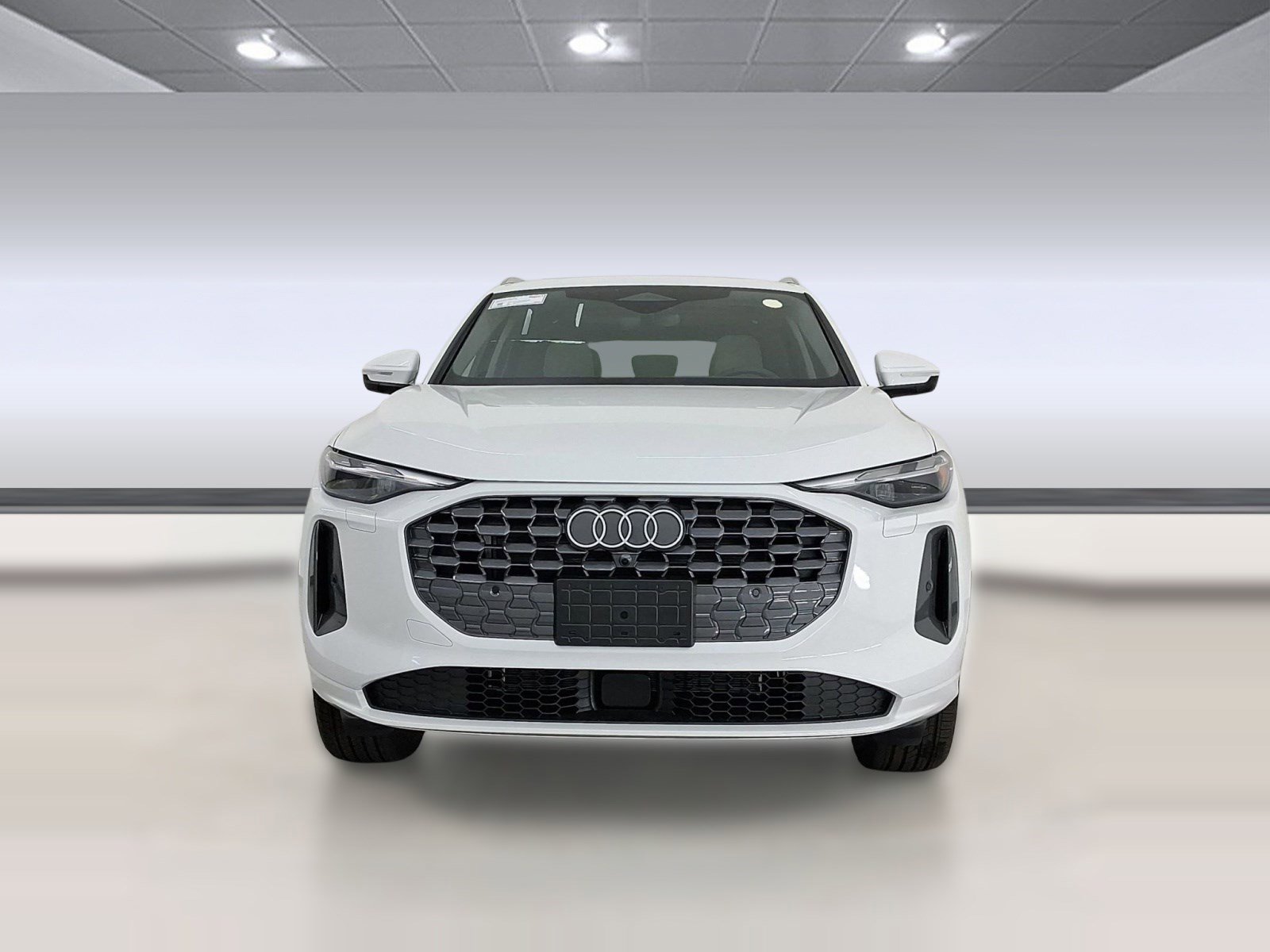 Certified 2025 Audi Q5 Premium w/ Convenience Package image 6