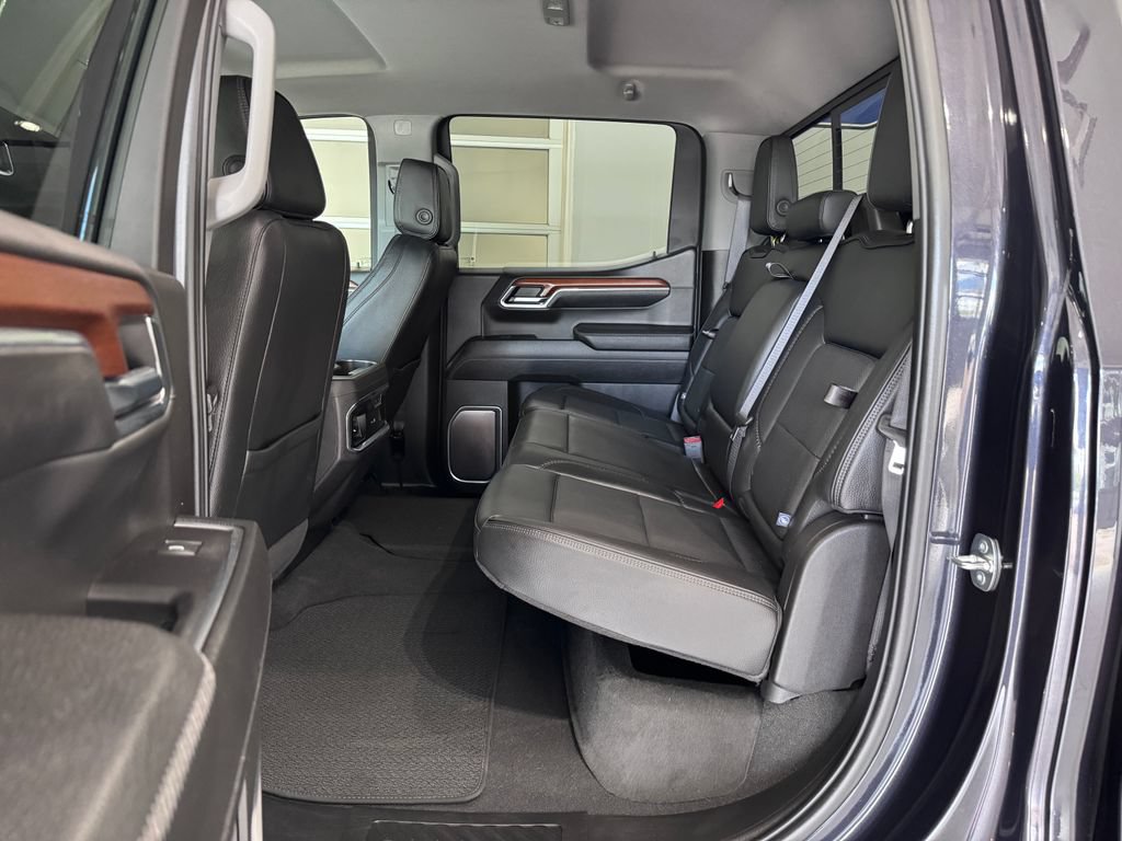 Certified 2023 GMC Sierra 1500 Denali w/ Technology Package AWD/4WD image 13