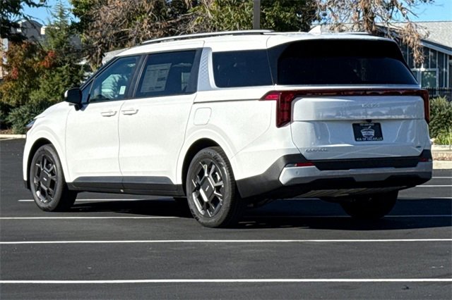 New 2026 Kia Carnival EX image 7